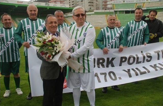 Polis Haftası Etkinlikleri Kapsamında Basın İle Emniyet Mensupları Maç Yaptı