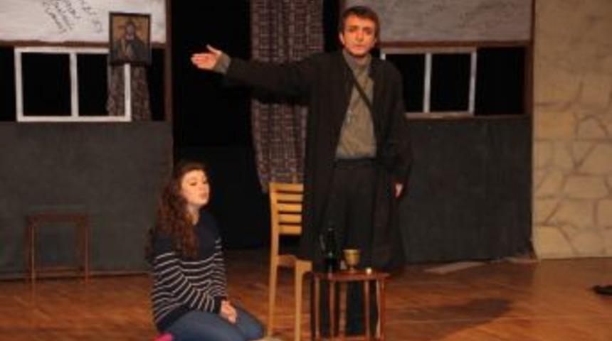 6. Tiyatro Festivali Od&uuml;&rsquo;de Başladı