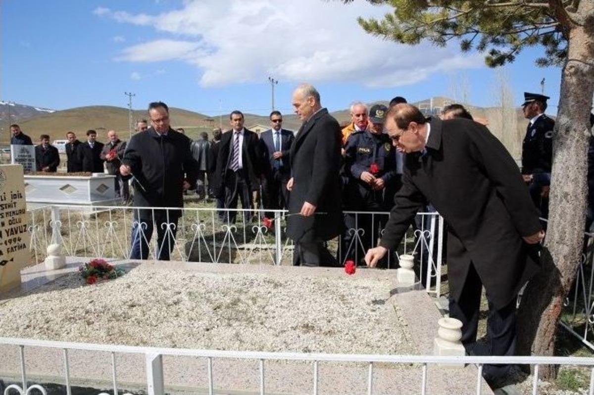 Rekt&ouml;r Coşkun, Şehit G&uuml;rcan Yavuz&rsquo;u Anma T&ouml;renlerine Katıldı