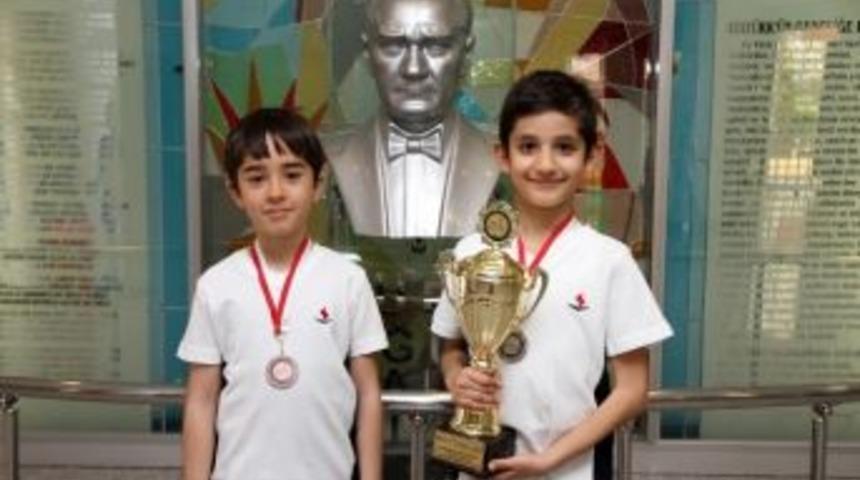 &Ouml;zel Sanko İlkokulu &Ouml;ğrencilerinin Satran&ccedil; Başarısı