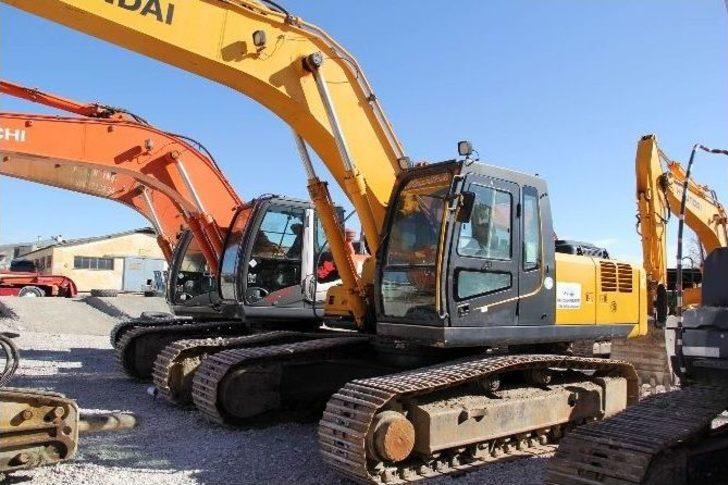 Büyükşehir Belediyesi 32 Yeni İş Makinesi Kiraladı G5