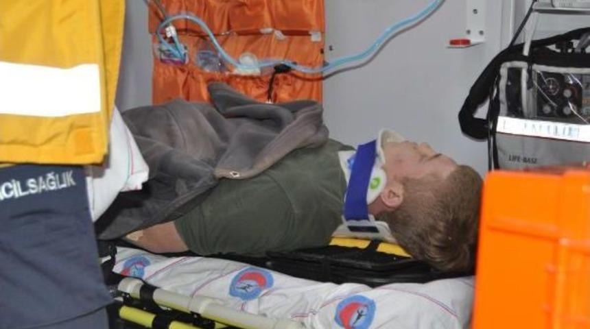 Motosikletiyle Yaklaşık 6 Metrelik &Ccedil;ukura D&uuml;şt&uuml;