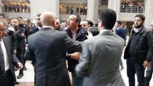 Adliyede "aranmam" Diyen Avukatlara Tepki 3