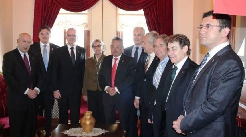 Macaristan Barolar Birliği Başkanı Banati&rsquo;den Şehit Savcı A&ccedil;ıklaması: