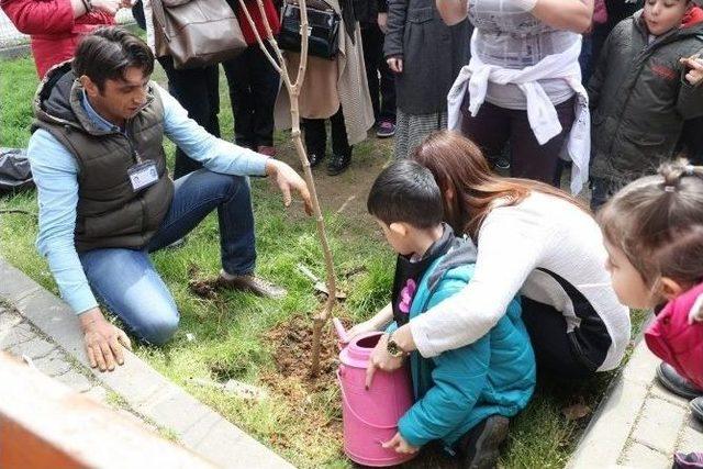 Eyüp Belediyesi’nden Otizmde Farkındalık Etkinliği