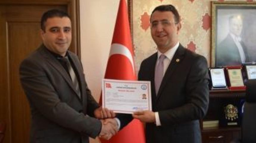 Gürün’de Sağlık Çalışanlarına Başarı Belgesi Verildi