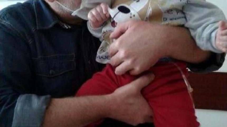 Oyuncu Alper T&uuml;redi, L&ouml;semili &Ccedil;ocukların Dileklerini Yerine Getiriyor