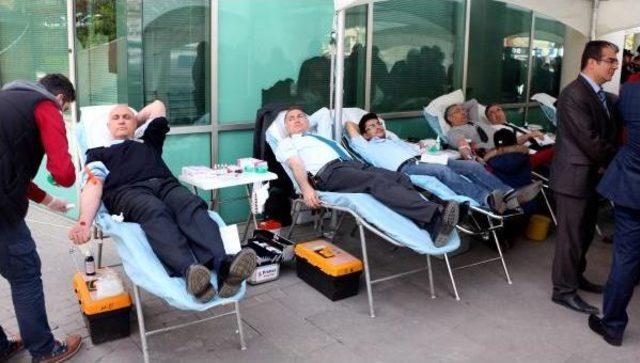 Kahramanmaraş ta Polisler Kan Bağışladı 1