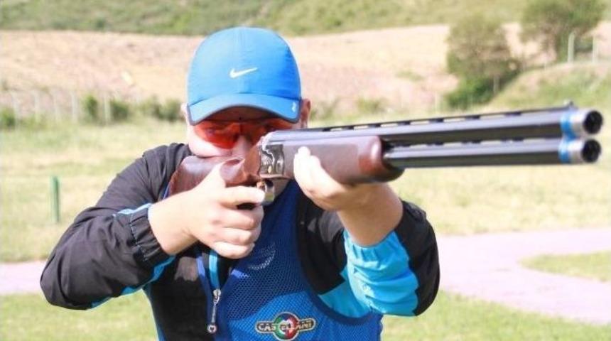 Atıcılar, On İki Sporcuyla Finalde