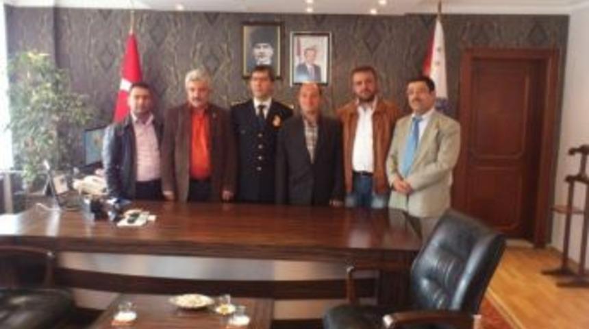 Muhtarlardan Emniyet M&uuml;d&uuml;r&uuml; Kurt&rsquo;a Ziyaret