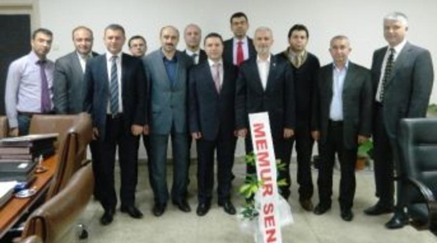 Memur-sen Kamu Hastaneler Birliği Genel Sekreterliğini Ziyaret Etti