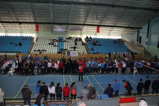 Gençler Badminton Şampiyonası Başladı