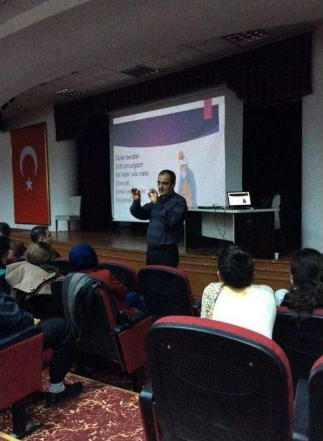 Gördesliler Aile İçi İletişim Seminerinde Buluştu