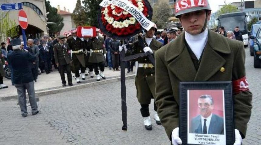 Kore Gazisi Son Yolculuğuna Uğurlandı