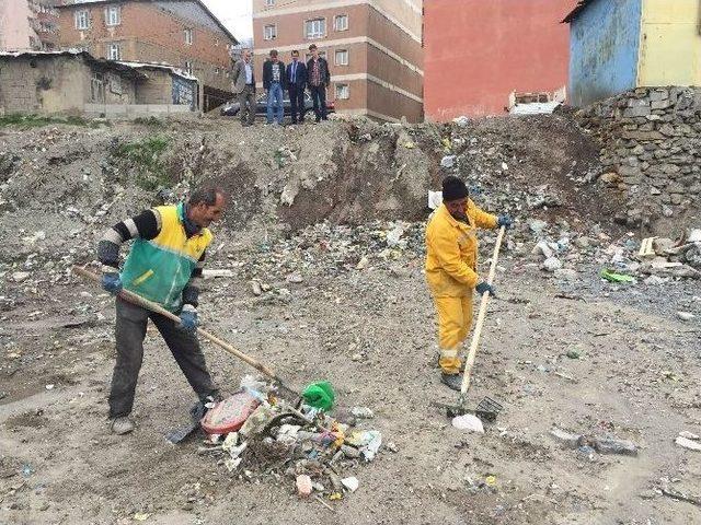 Hakkari Belediyesi’nden Çevre Temizliği