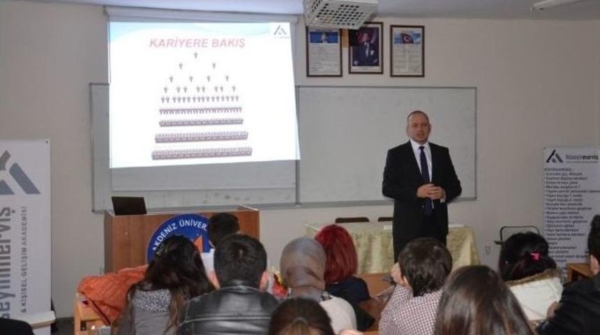 -elmalı Myo&rsquo;da "modern &Ccedil;ağın Liderleri" Konulu Seminer D&uuml;zenlendi