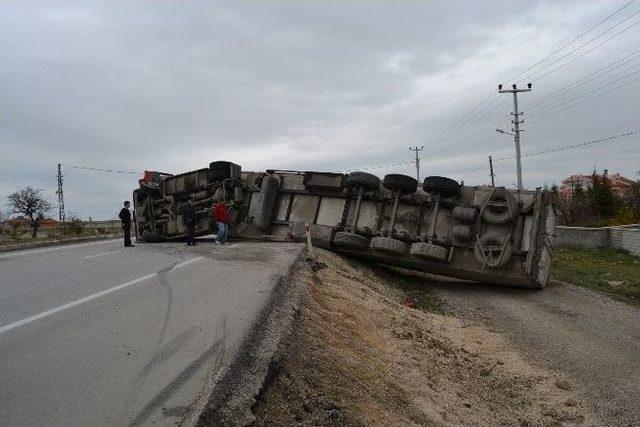 Konya’da Trafik Kazası: 2 Yaralı 2