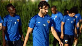 Kayserispor'da Sakıb Aytaç sakatlandı