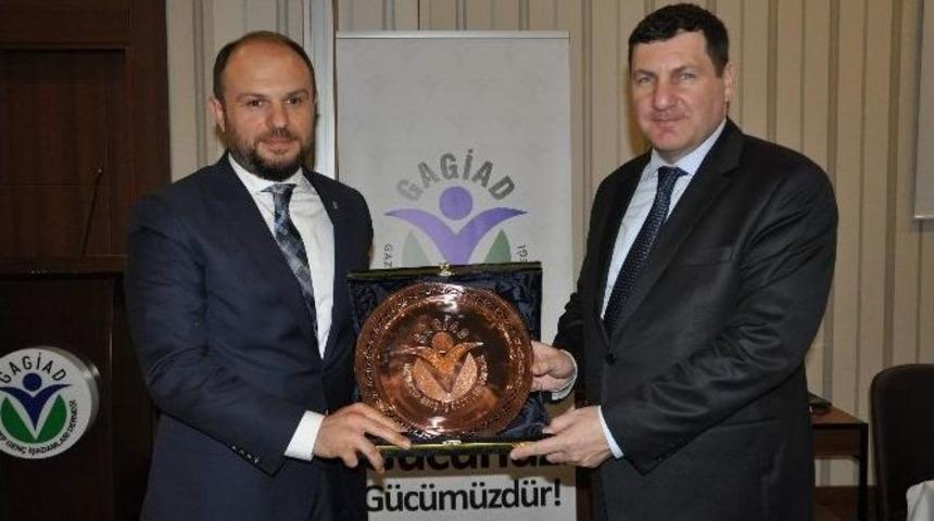 Kerem Alkin, Kur Savaşlarına Dikkat &Ccedil;ekti