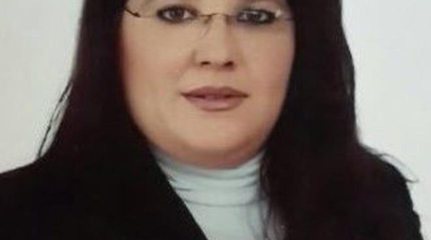 Sokak Ortasında Dini Nikahlı Eşini &Ouml;ld&uuml;rd&uuml;