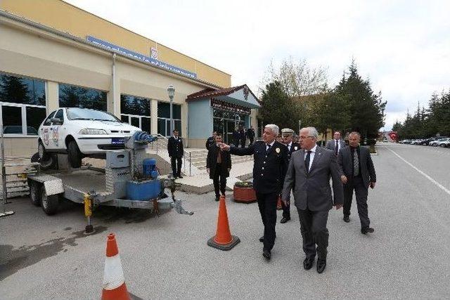 Vali Tuna&rsquo;dan Trafik Polis Eğitim Merkezi&rsquo;ne Ziyaret 2