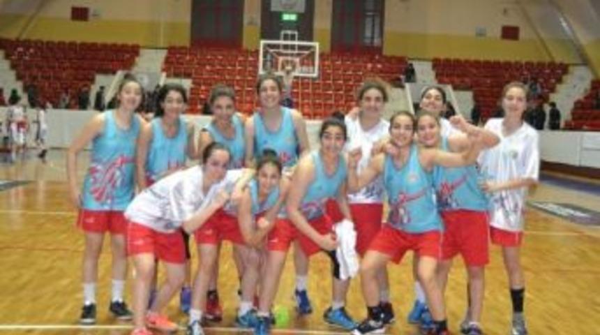 Adana Aski Spor&rsquo;un Gen&ccedil;leri Adana Şampiyonu