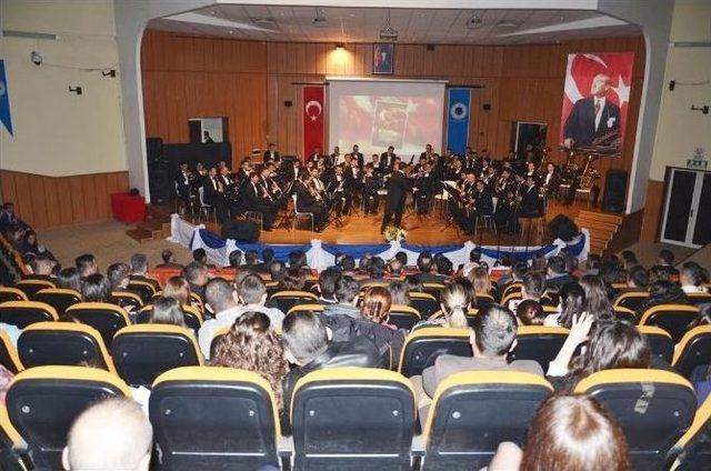 Hava Kuvvetleri Komutanlığı Bando Takımından Konser