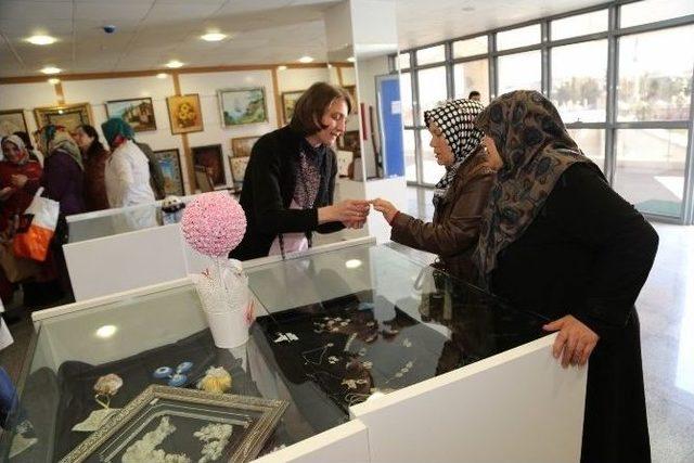 Gesmek &Uuml;r&uuml;n Satış Merkezi Hizmete Girdi 1