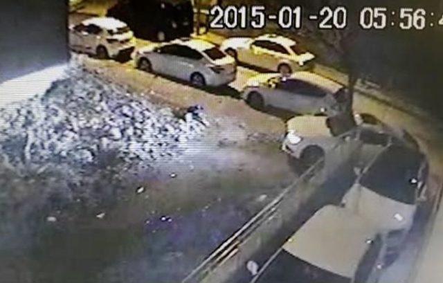 &Ccedil;aldıkları Otomobili Yıkatmaya G&ouml;t&uuml;r&uuml;nce Yakalandılar 1