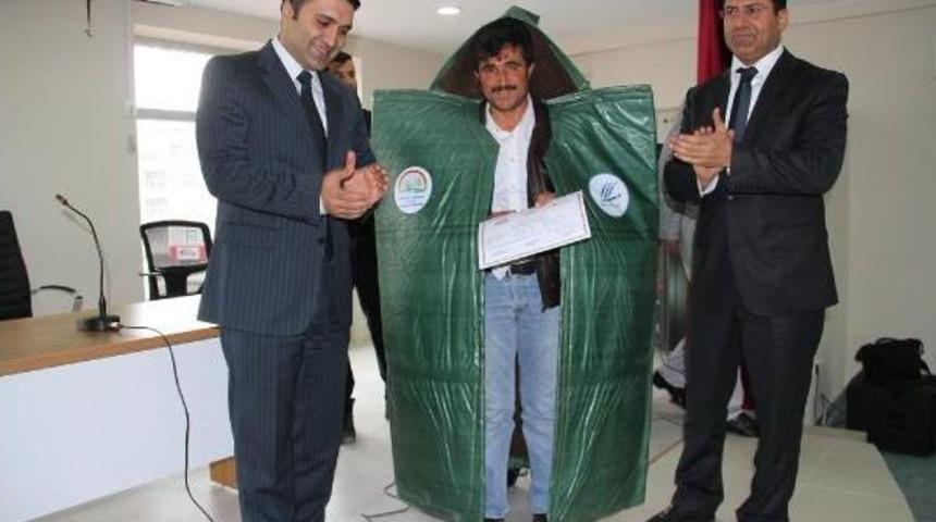 Muradiye'de 's&uuml;r&uuml; Y&ouml;neticilerine' Sertifika Verildi