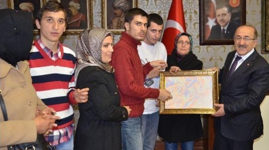 &Ouml;zel Eğitim Ve Uygulama Merkezleri&rsquo;nden G&uuml;mr&uuml;k&ccedil;&uuml;oğlu&rsquo;na Teşekk&uuml;r Ziyareti