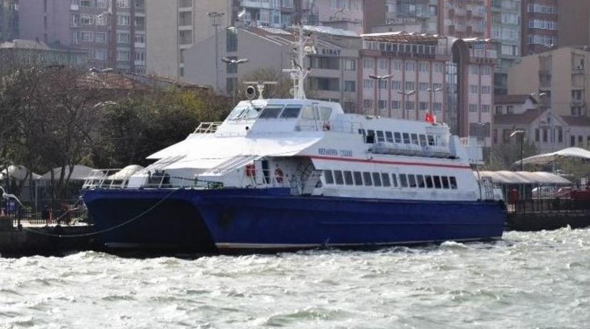 Bandırma&rsquo;da Fırtına Deniz Ulaşımını Aksatıyor