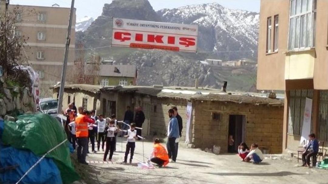 Hakkari&rsquo;de Oryantiring Yarışması Yapıldı