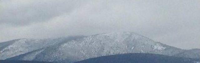 Akb&uuml;k&rsquo;te Y&uuml;ksek Kesimler Beyaza B&uuml;r&uuml;nd&uuml; 1