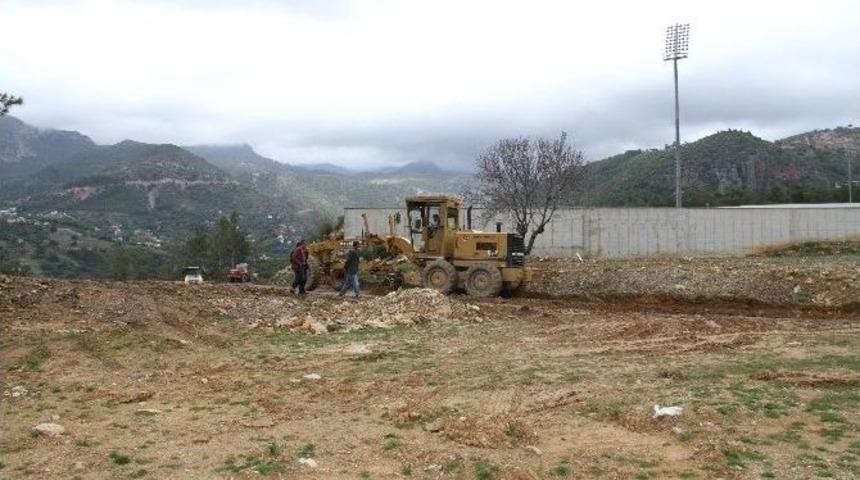 Oba Stadyumu&rsquo;nda Otopark Sorunu &Ccedil;&ouml;z&uuml;l&uuml;yor