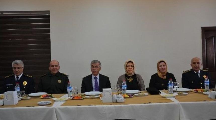 Aksaray&rsquo;da Polis Teşkilatı Yemekte Buluştu