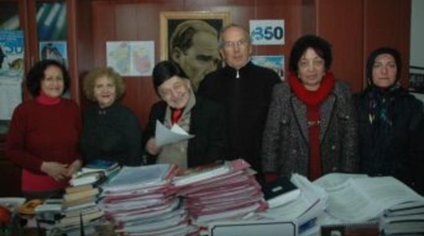 Birlikte Yaşamaz Zorundayız