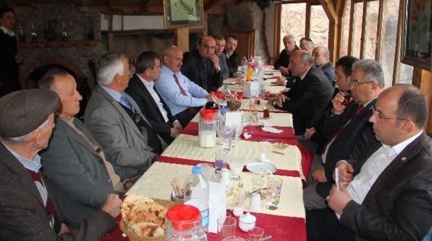 Muhtarlar Köylerinin Sorunlarını Anlattı