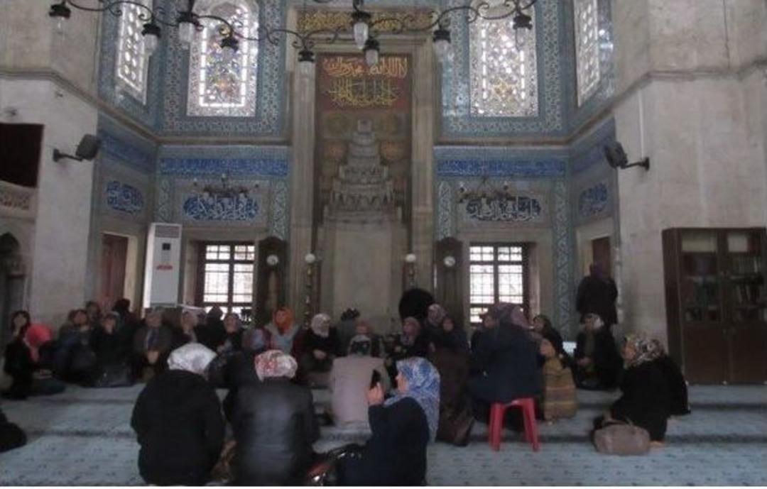 G&ouml;lmarmaralı Kadınlar Manisa&rsquo;yı Gezdi