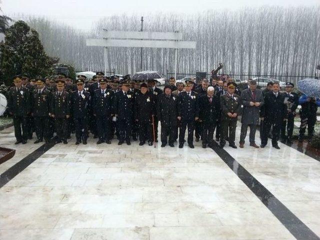 Polis Haftası’nda Şehitler Unutulmadı