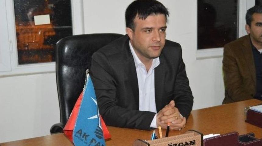 Ak Parti Besni Teşkilatı Toplantı Yaptı