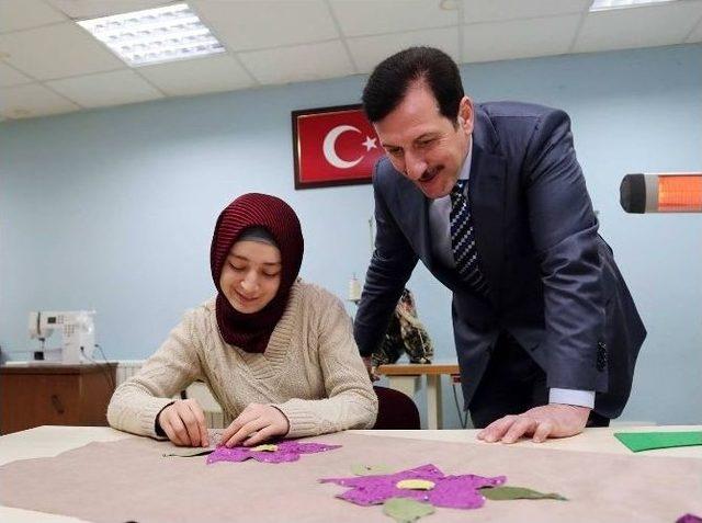 Tok: &ldquo;gen&ccedil;lerimize B&uuml;y&uuml;k &Ouml;nem Veriyoruz&rdquo; 2