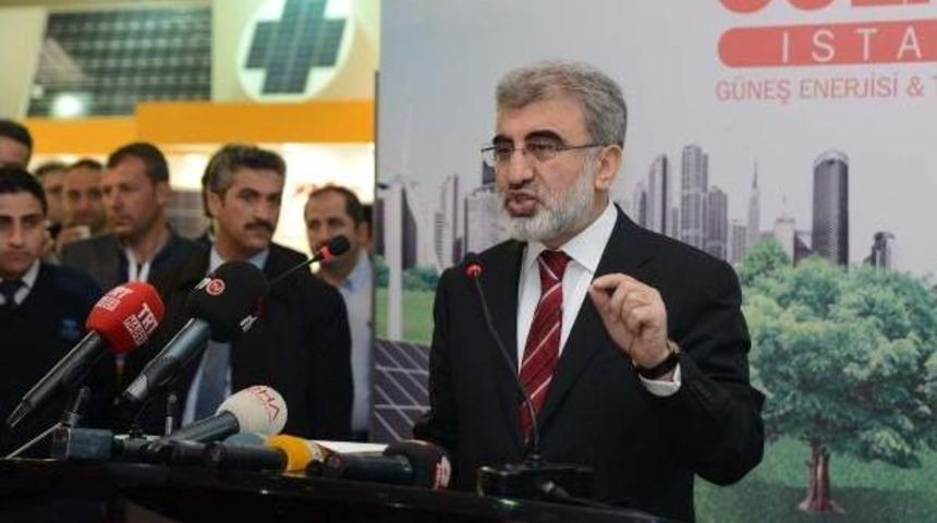 Bakan Yıldız'ın  Başbakanla Yaptığı Telefon Konuşması Dha Mikrofonuna Yansıdı. Yıldız: Teiaş Genel M&uuml;d&uuml;r&uuml; Bir Tasarruf Hatasında Bulunduğu I&ccedil;in Istifa Etti