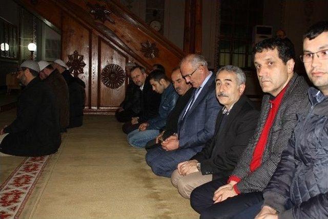 Başkan Yılmaz, Şehit Adem Şeng&uuml;l İ&ccedil;in Mevlit Okuttu 3