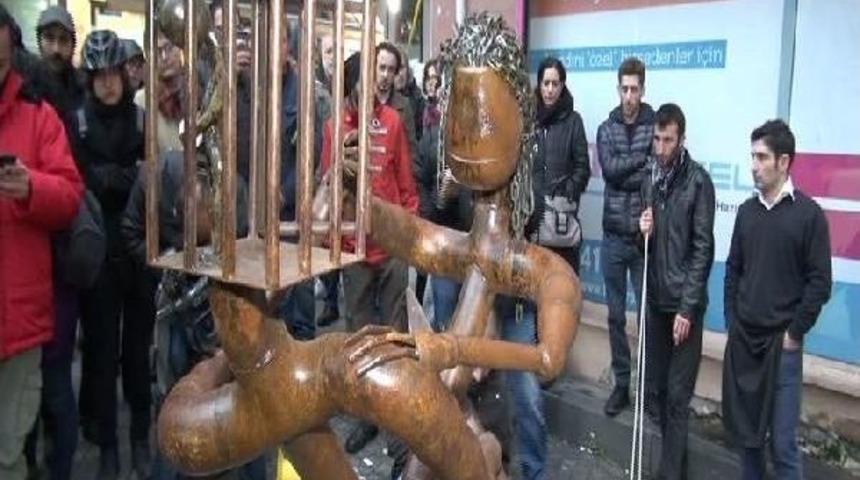 "kartopu Cinayeti" Heykel Ile Simgeleşti