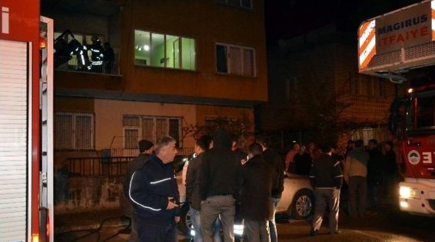 3 Katlı Binada &Ccedil;ıkan Yangın Korkuttu