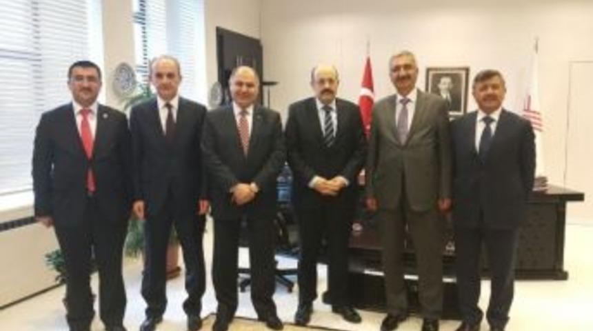 Milletvekili Kavaklıoğlu&rsquo;ndan Tıp Fak&uuml;ltesi M&uuml;jdesi