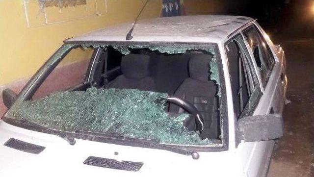 Ceylanpınar'da Bir Eve Tüfekle Ateş Açıldı, Otomobil Tahrip Edildi