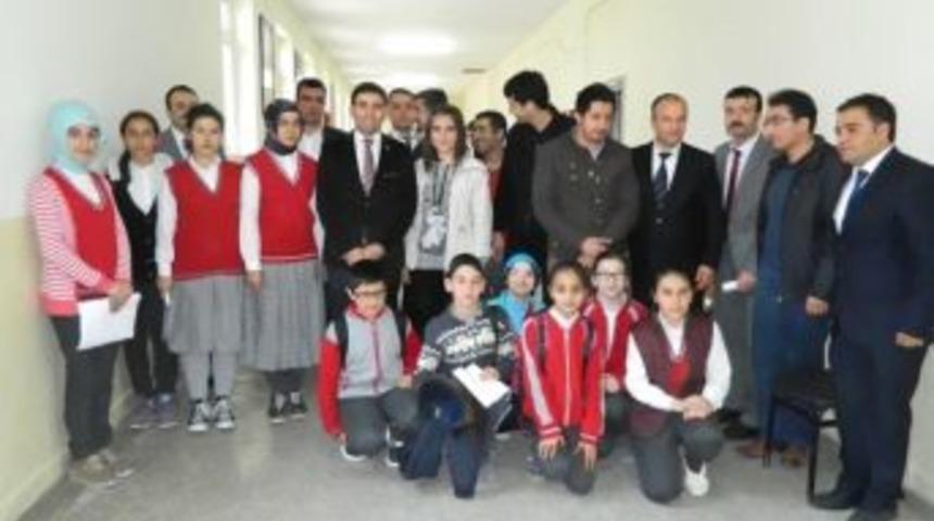 &ldquo;en Sevgiliye &Ouml;zlem&rdquo; Şiir Yarışması Elemeleri Yapıldı