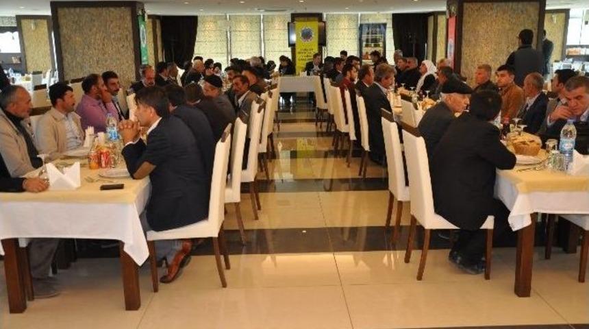 Bakırhan Muhtarlarla Bir Araya Geldi